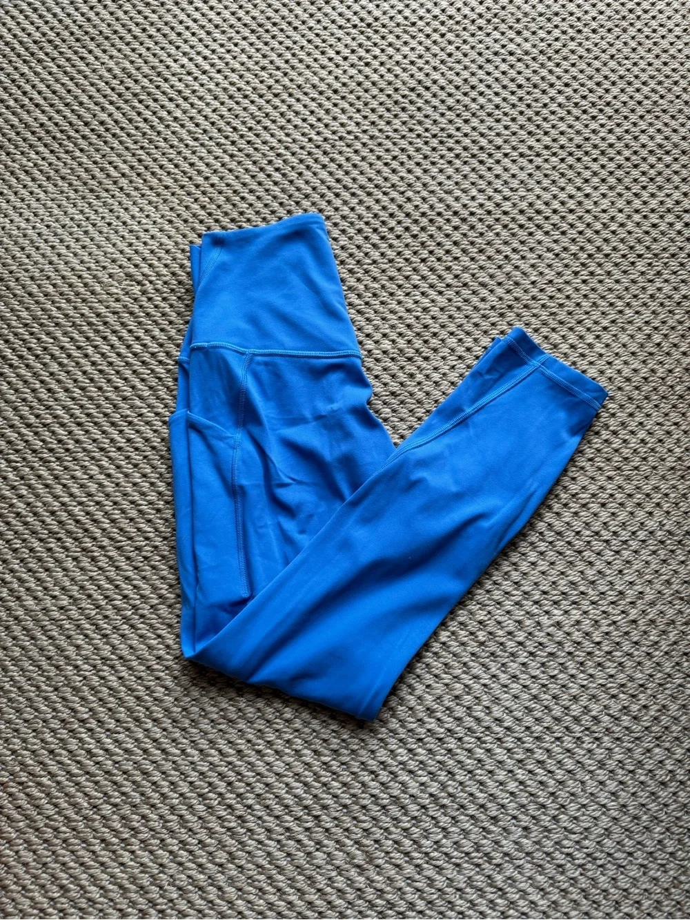 Lululemon | align cropped legging with pockets | size 4